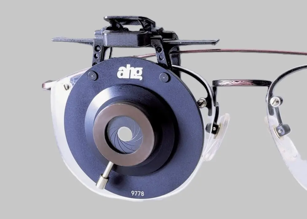 AHG clip on iris 1.webp