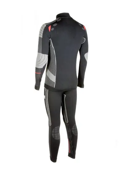 Sauer-technical-seamless-innerwear.webp